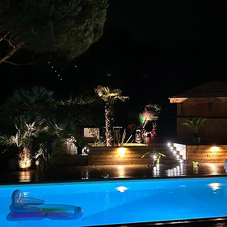 Dom wakacyjny Nikkita *